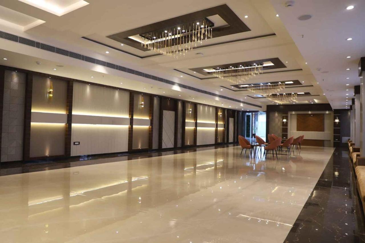 Golden Stone Resorts Aligarh Bagian luar foto